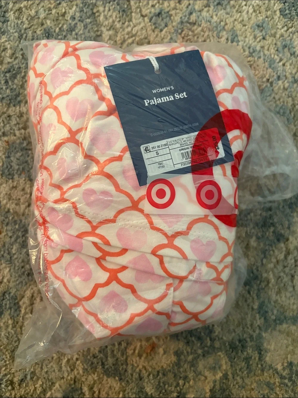 Women’s Geo Hearts Short Sleeves and Short Pajamas Pink Roller Rabbit x Target - Picture 5 of 5